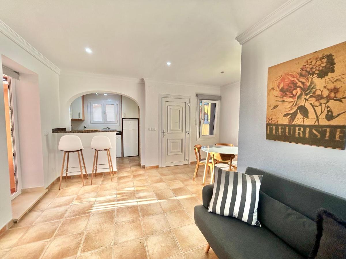 Apartamento Varsovia Олива Екстериор снимка